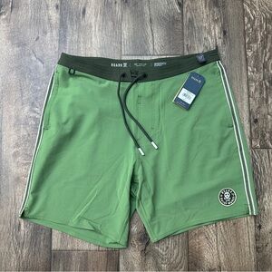 Roark Swim Skull Surf Board Shorts Men’s Size 32 Jungle Green